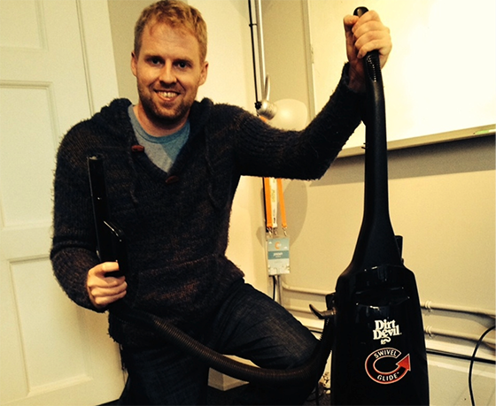 angus-vacuum-salesman