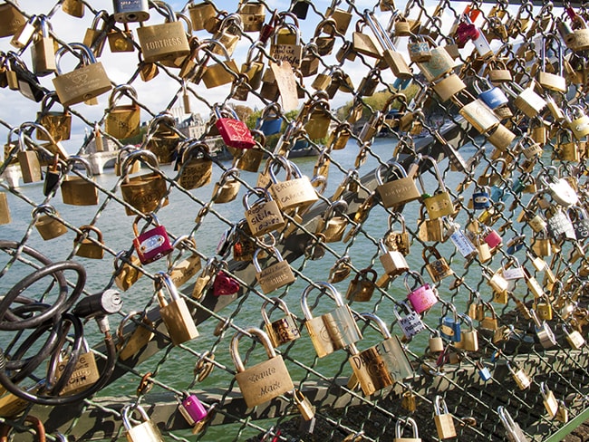 XB, Paris, pont arts, bridge, lovers, locks, Seine, couples, love, keys, fence, river