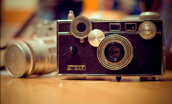old-school-camera-560
